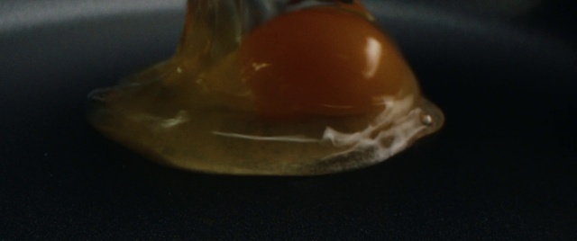 Video Reference: Liquid, Jaw, Fluid, Food, Ingredient, Cuisine, Dish, Transparent material, Serveware, Macro photography