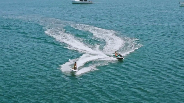 Video Reference: Water, Boat, Watercraft, Vehicle, Boats and boating--Equipment and supplies, Body of water, Outdoor recreation, Surfing Equipment, Lake, Naval architecture