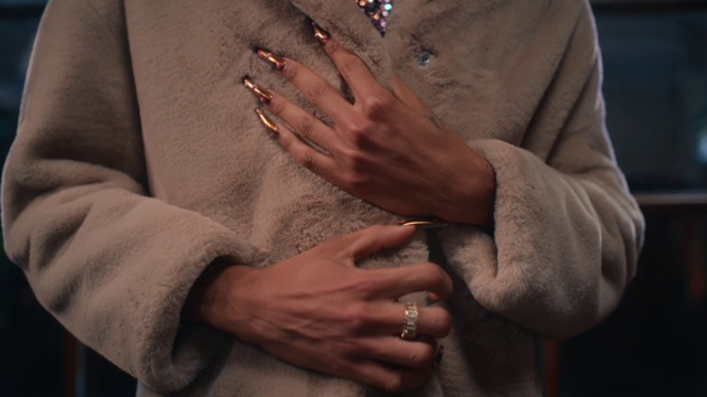 Video Reference: Hand, Outerwear, Sleeve, Waist, Finger, Gesture, Nail, Thumb, Wrist, Blazer