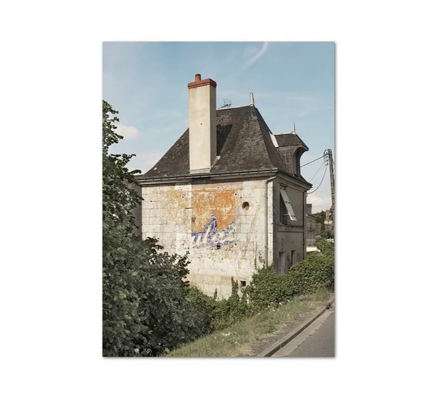 Video Reference: Plant, Building, Sky, Tree, Cloud, Slope, House, Window, Landscape, Cottage