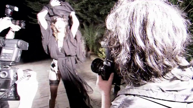 Video Reference: Hairstyle, Street fashion, Human, Fashion, Textile, Gesture, Style, Pink, Cool, Black hair