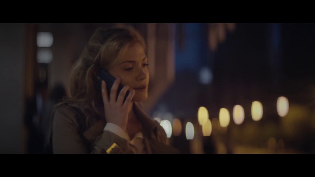 Video Reference: Hand, Flash photography, Gesture, Finger, Eyelash, Happy, Midnight, Event, Darkness, Entertainment