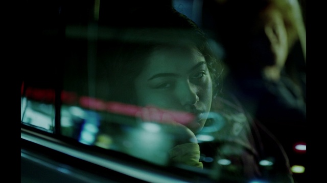 Video Reference: Automotive lighting, Automotive mirror, Motor vehicle, Window, Rear-view mirror, Entertainment, Automotive exterior, Glass, Windshield, Auto part