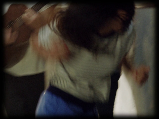 Video Reference: Sleeve, Flash photography, Gesture, Elbow, Chest, Darkness, Human leg, Entertainment, Fur, Sportswear