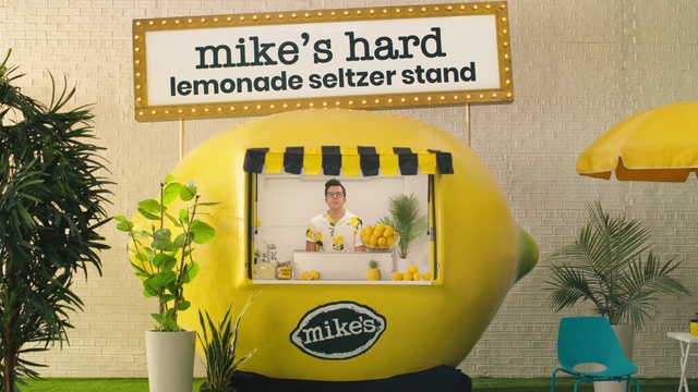 Video Reference: Plant, Green, Product, Flowerpot, Organism, Yellow, Houseplant, Font, Adaptation, Grass