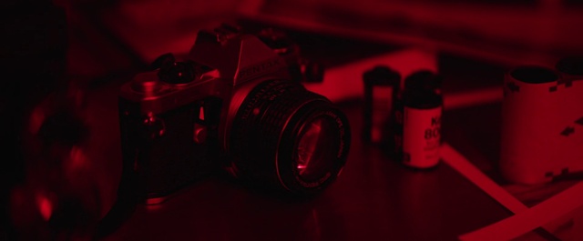 Video Reference: Reflex camera, Camera lens, Mirrorless interchangeable-lens camera, Flash photography, Point-and-shoot camera, Digital SLR, Digital camera, Camera, Automotive lighting, Cameras & optics