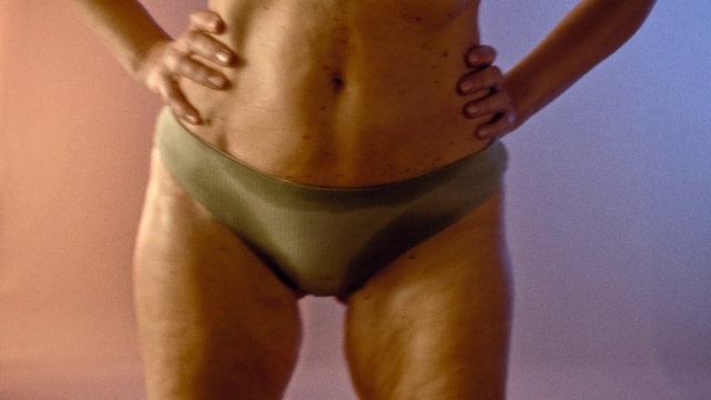 Video Reference: Joint, Leg, Human body, Jaw, Neck, Knee, Waist, Thigh, Undergarment, Undergarment