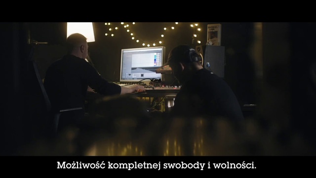 Video Reference: Computer, Computer monitor, Personal computer, Display device, Event, Multimedia, Television, Darkness, Entertainment, Font