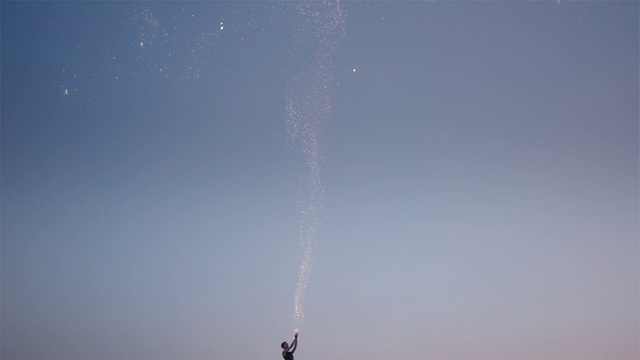 Video Reference: Sky, Atmosphere, Cloud, Tree, Plant, Electricity, Electric blue, Wind, Astronomical object, Cumulus