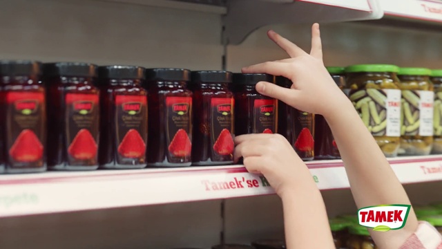 Video Reference: Hand, Finger, Gadget, Cosmetics, Audio equipment, Nail, Automotive design, Wrist, Eyewear, Engineering