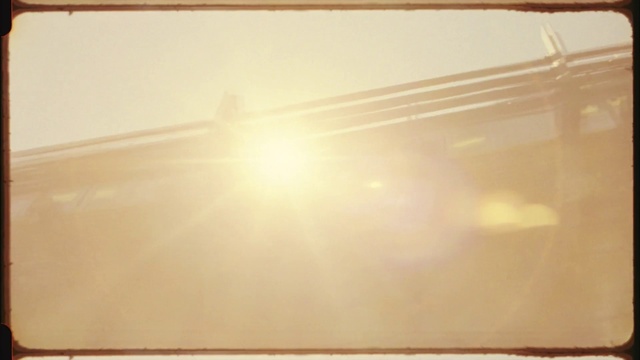 Video Reference: Wood, Rectangle, Material property, Flooring, Tints and shades, Wood stain, Hardwood, Shade, Metal, Ceiling