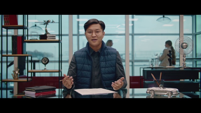 Video Reference: White-collar worker, Fun, Event, Eyewear, Conversation, Sitting, Room, Travel, Job, Table