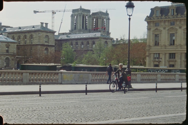 Video Reference: Bicycle, Building, Sky, Wheel, Infrastructure, Bicycles--Equipment and supplies, Street light, Road surface, Window, Travel