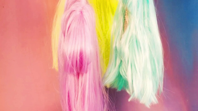 Video Reference: Hair, Purple, Pink, Liver, Magenta, Artificial hair integrations, Long hair, Electric blue, Petal, Event