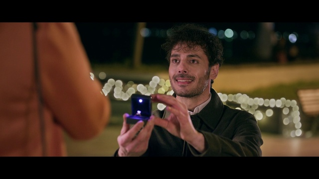 Video Reference: Hand, Flash photography, Happy, Gesture, Interaction, Fun, Recreation, Formal wear, Beard, Event