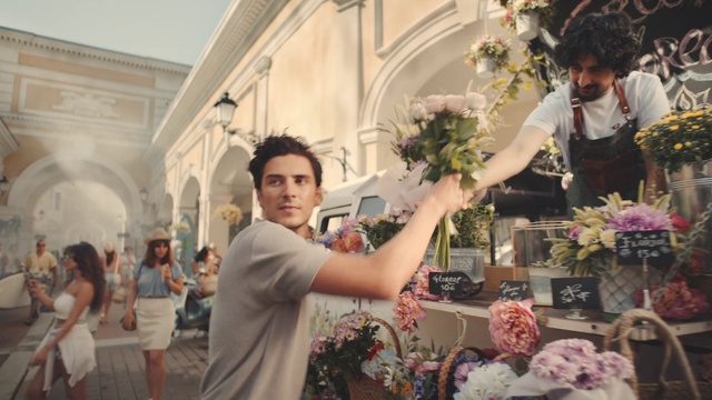 Video Reference: Flower, Plant, Temple, Happy, Flower Arranging, Petal, Event, Artificial flower, Floristry, Floral design