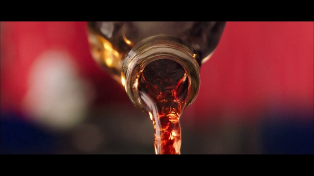 Video Reference: Liquid, Drinkware, Bottle, Stemware, Barware, Fluid, Amber, Automotive lighting, Drink, Glass bottle