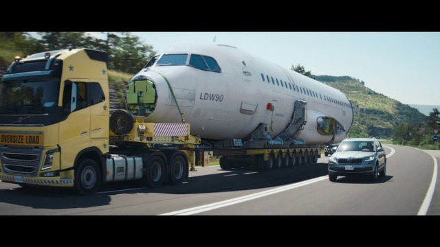 Video Reference: Tire, Wheel, Vehicle, Vehicle registration plate, Sky, Infrastructure, Car, Aircraft, Mode of transport, Asphalt