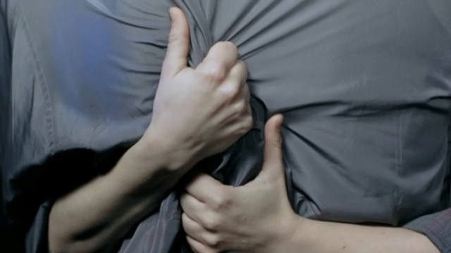 Video Reference: Joint, Skin, Hand, Shoulder, Comfort, Human body, Neck, Sleeve, Mammal, Gesture