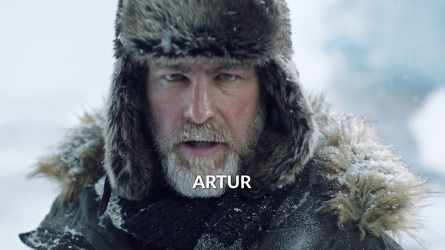 Video Reference: Clothing, Outerwear, Vertebrate, Snow, Beard, Fur clothing, Animal product, Natural material, Cap, Ushanka