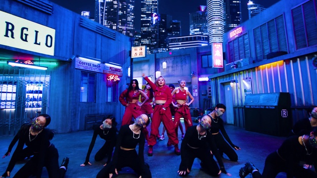 Video Reference: Blue, Building, Purple, Entertainment, Leisure, Music, Performing arts, Fun, Magenta, Electric blue