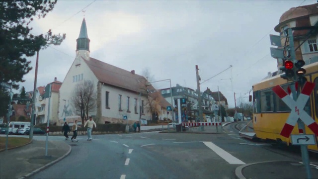 Video Reference: Cloud, Sky, Building, Window, House, Architecture, Asphalt, Road surface, Tree, Car