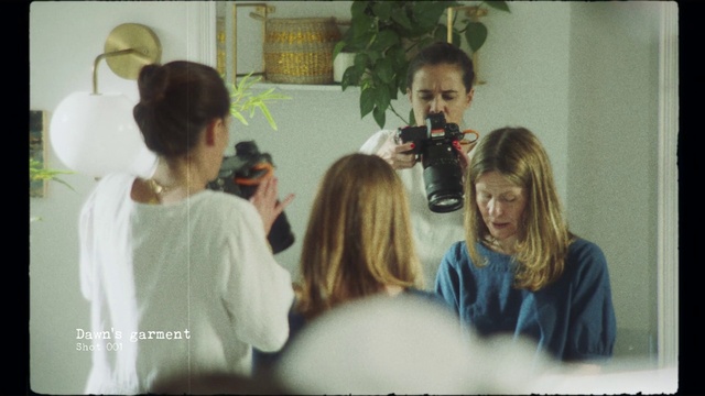 Video Reference: Adaptation, Fun, Event, Houseplant, Happy, T-shirt, Cameras & optics, Eyewear, Room, Photographer