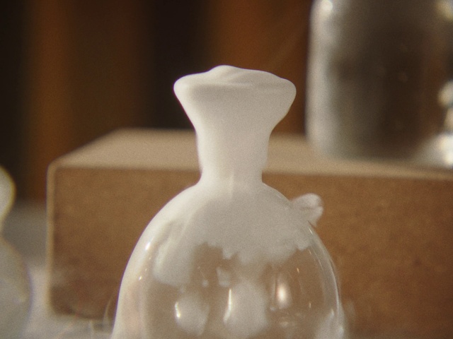 Video Reference: Drinkware, Vase, Serveware, Artifact, Porcelain, Liquid, Gas, Creative arts, Art, Glass