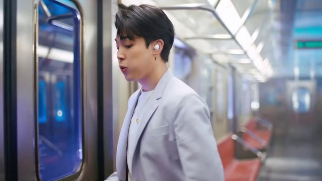 Video Reference: Dress shirt, Sleeve, Collar, Street fashion, Blazer, Passenger, Air travel, White-collar worker, Public transport, Automotive design