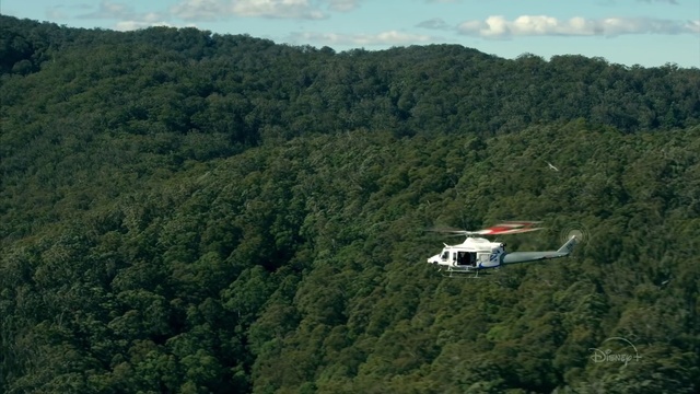 Video Reference: Cloud, Sky, Vehicle, Aircraft, Helicopter, Rotorcraft, Helicopter rotor, Mountain, Air travel, Aviation