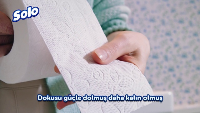 Video Reference: Skin, Hand, Product, Sleeve, Glove, Gesture, Font, Nail, Finger, Thumb