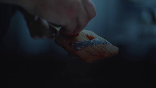 Video Reference: Hand, Cloud, Guitar accessory, Gesture, Finger, Wood, Wrist, Thumb, Nail, Gadget