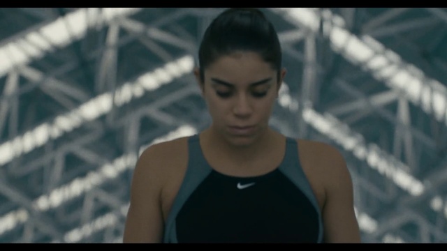 Video Reference: Face, Chin, Shoulder, Active tank, Black, Flash photography, Neck, Sports uniform, Vest, Sportswear