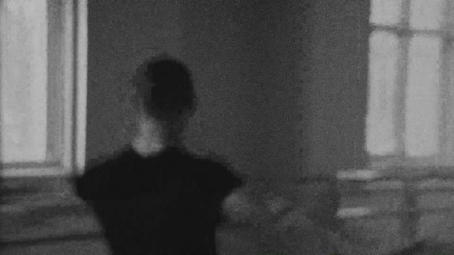 Video Reference: Window, Grey, Black-and-white, Tints and shades, Flash photography, Monochrome photography, Darkness, Monochrome, Shadow, Room