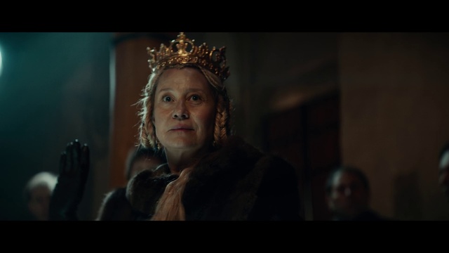 Video Reference: Eyebrow, Flash photography, Headpiece, Fashion design, Event, Makeover, Darkness, Jewellery, Midnight, Fashion accessory