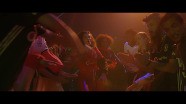 Video Reference: Musician, Musical instrument, Performing arts, Music, Entertainment, Artist, Music artist, Guitar, String instrument, Guitarist