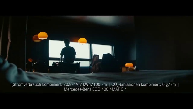 Video Reference: Font, Gas, Display device, Projection screen, Electronic device, Event, Multimedia, Brand, Darkness, Screenshot