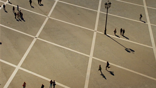 Video Reference: Photograph, White, Black, Human, Infrastructure, Field house, Player, Line, Sports, Crowd