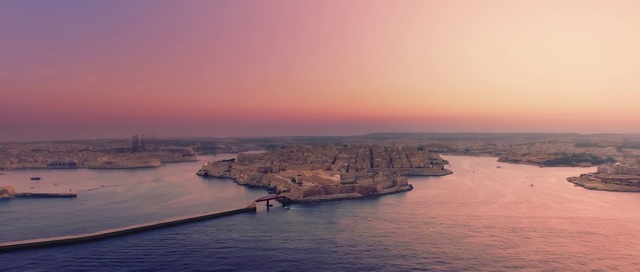 Video Reference: Water, Sky, Water resources, Afterglow, Cloud, Coastal and oceanic landforms, Dusk, Sunrise, Horizon, Sunset