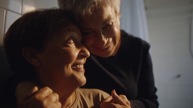 Video Reference: Nose, Cheek, Smile, Hand, Mouth, Ear, Happy, Gesture, Tooth, Finger
