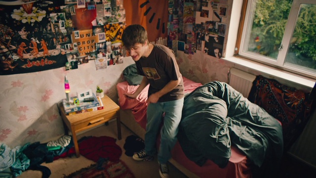 Video Reference: Shoe, Window, Picture frame, Plant, Luggage and bags, Comfort, Sneakers, Art, Artist, Table