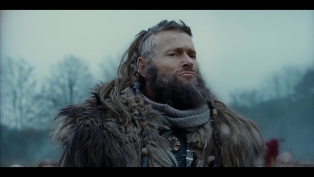 Video Reference: Beard, Sky, Flash photography, Happy, Facial hair, Moustache, People in nature, Jacket, Street fashion, Winter