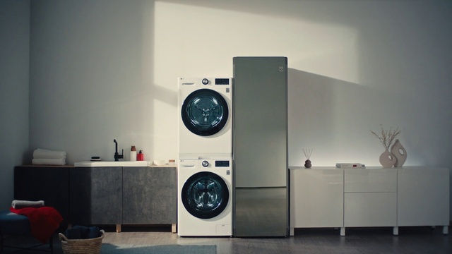 Video Reference: Clothes dryer, Washing machine, Automotive design, Interior design, Audio equipment, Material property, Home appliance, Gas, Major appliance, Electronic device