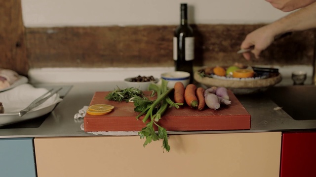 Video Reference: Food, Tableware, Dishware, Recipe, Bottle, Plate, Cuisine, Ingredient, Dish, Natural foods