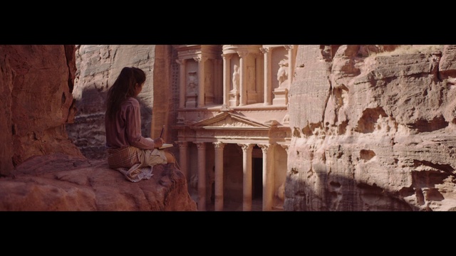 Video Reference: Temple, Flash photography, Building, Sculpture, Wood, Art, Statue, Tints and shades, Monument, Font