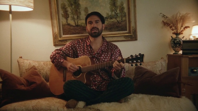 Video Reference: Picture frame, Musical instrument, Guitar, Flowerpot, String instrument accessory, Guitar accessory, Musical instrument accessory, Plucked string instruments, String instrument, Musician