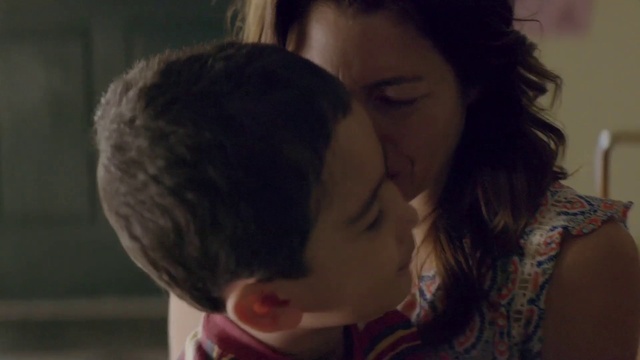 Video Reference: Nose, Cheek, Lip, Mouth, Ear, Eyelash, Happy, Flash photography, Gesture, Black hair