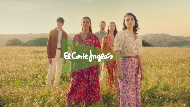 Video Reference: Sky, Outerwear, Smile, Plant, People in nature, Leaf, Natural landscape, Natural environment, Happy, Flash photography