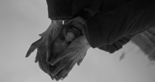 Video Reference: Hand, Glove, Sleeve, Gesture, Grey, Finger, Wrist, Knee, Thumb, Nail