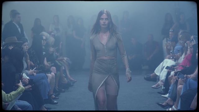 Video Reference: Flash photography, Atmospheric phenomenon, Thigh, Entertainment, Fashion design, Electric blue, Event, Darkness, Formal wear, Midnight